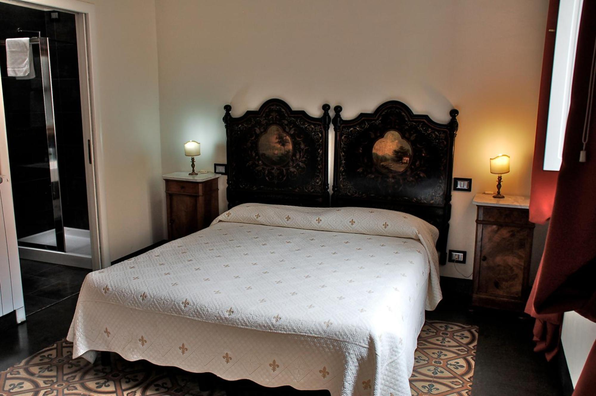 La Peonia Boutique Couette-café 2*